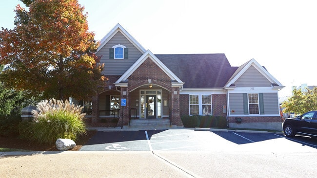 Leasing Center