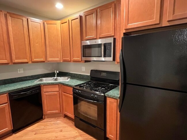6507 N Hamilton Ave Unit 4S