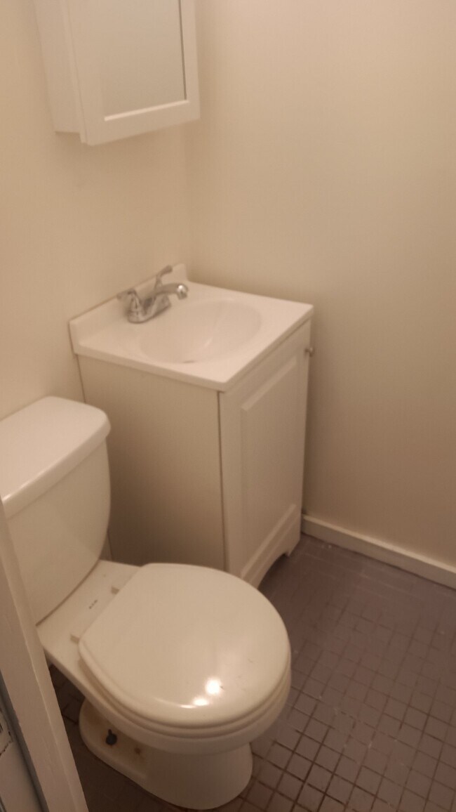 Photo - 1129 Rodman St
