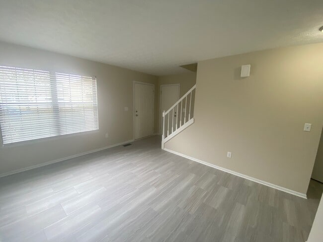Photo - 5982 Little Brook Way Unit 5982