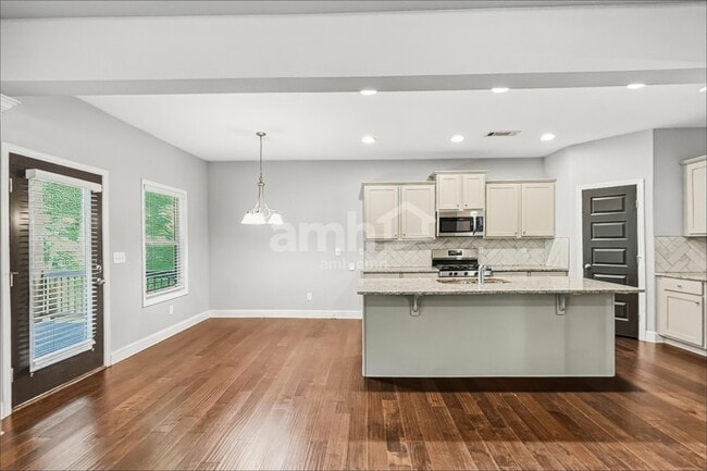 Photo - 1867 Bloom Ct