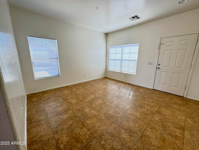 Photo - 33433 N Madison Way Dr