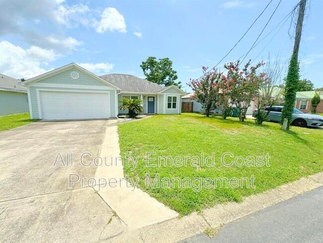 Photo - 915 Emily Cir