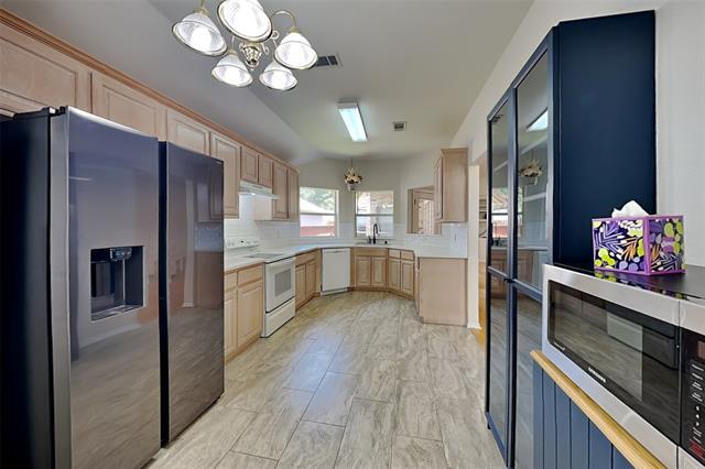 Photo - 1716 Alpine Dr