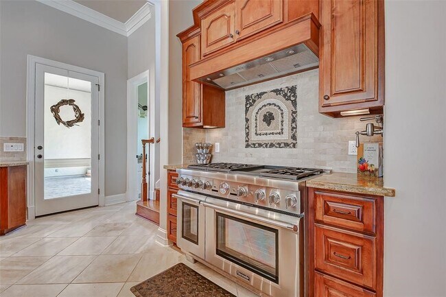 Photo - 33202 W Haddon Ct