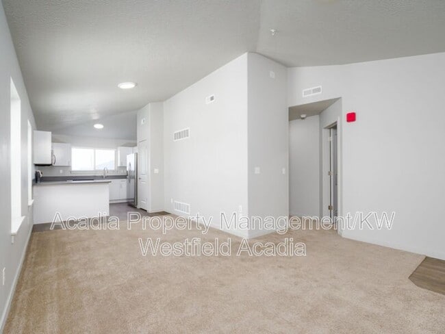 1141 E 1320 S