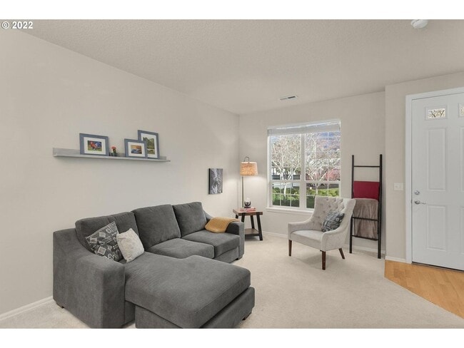 Photo - Available 2BD/2.5BATH Townhome in Desirabl...