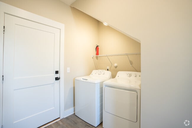 3BR, 3BA - 1,412SF - Laundry Room