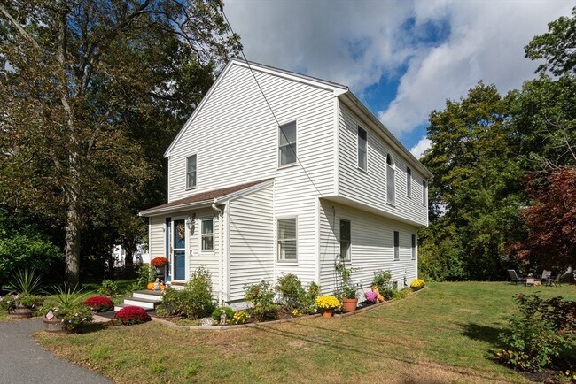 Photo - 12 Tarbox St