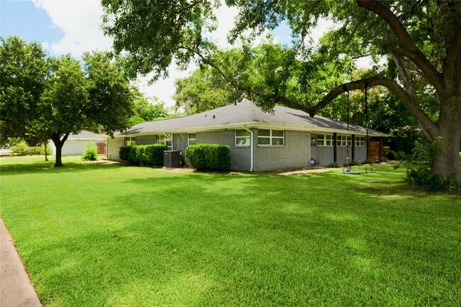 Photo - 5503 W Bellfort Ave