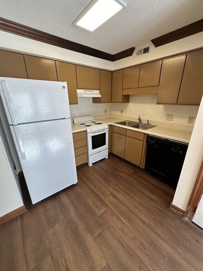 Photo - 1 Bedroom 1 Bathroom Condo!