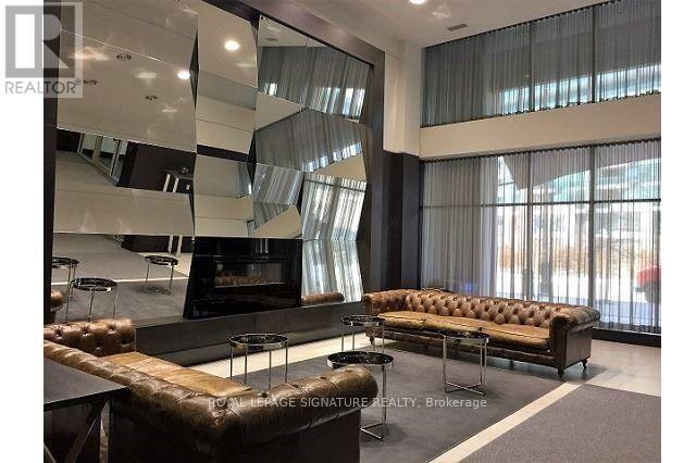 Photo - 187 Fort York Blvd Unité 123