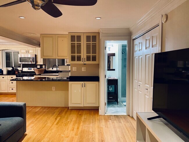 Photo - 4131 Cupp Dr