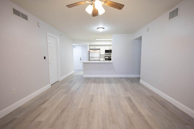 Photo - 6753 Heritage Grande