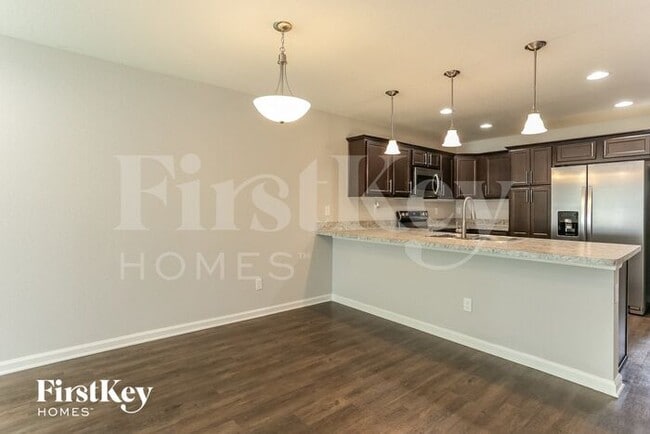 Photo - 2525 Dunn Ave