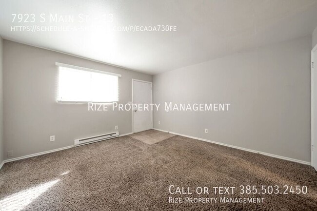 Photo - 7923 S Main St