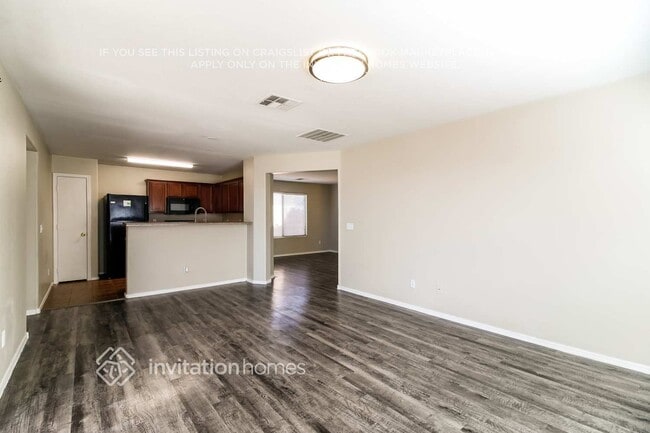 Photo - 19464 N Smith Dr