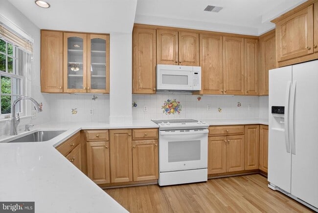 Photo - 4705 Hunt Ave