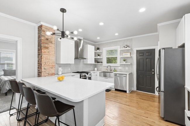 Photo - 1424 NE 8th St