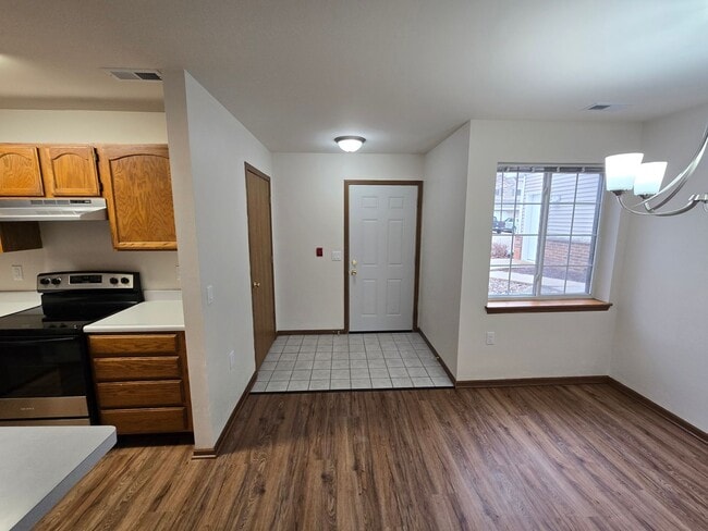 Photo - 1001-1017 Rockefeller Ln Unit 1001 - 2