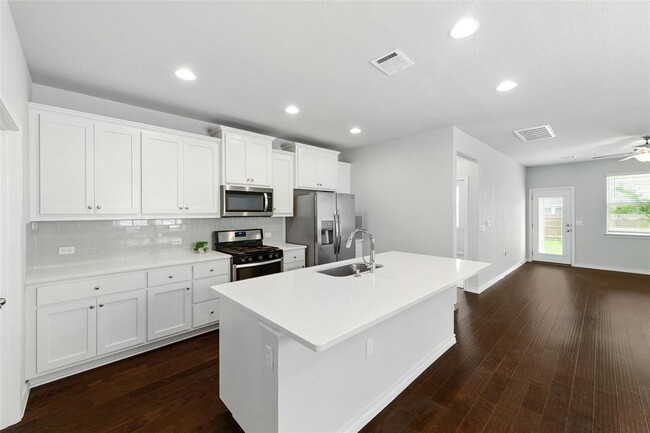 Photo - 11921 Cimaizon Dr