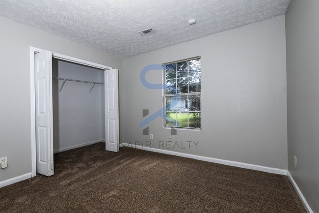 Photo - Move in before October 31st and get a $250...