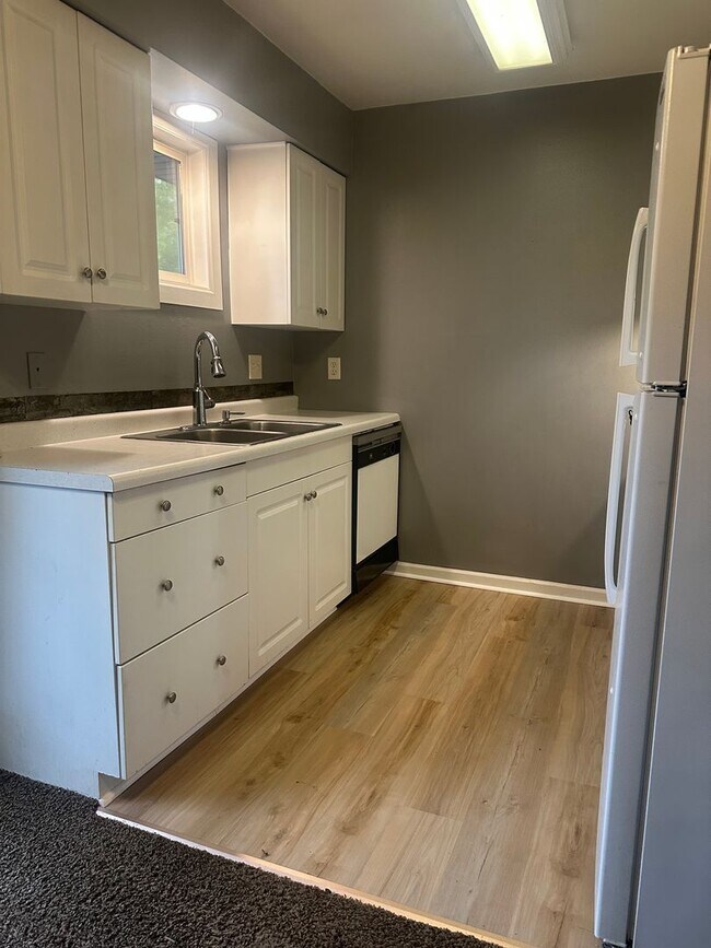 Photo - 1120/1122 E. Northwood Drive Unit 1122