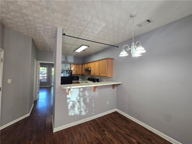 Photo - 2372 Johnson Rd NE