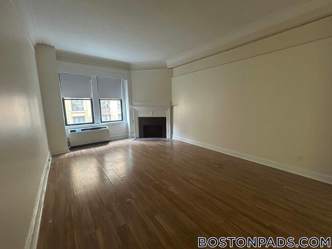 Photo - 62 Boylston St Unidad 303