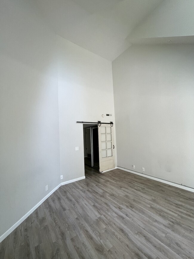 Photo - 2601 Willowbrook Ln