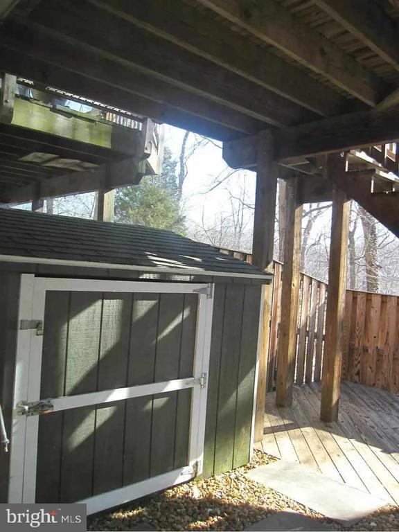 Photo - 6953 Compton Ln