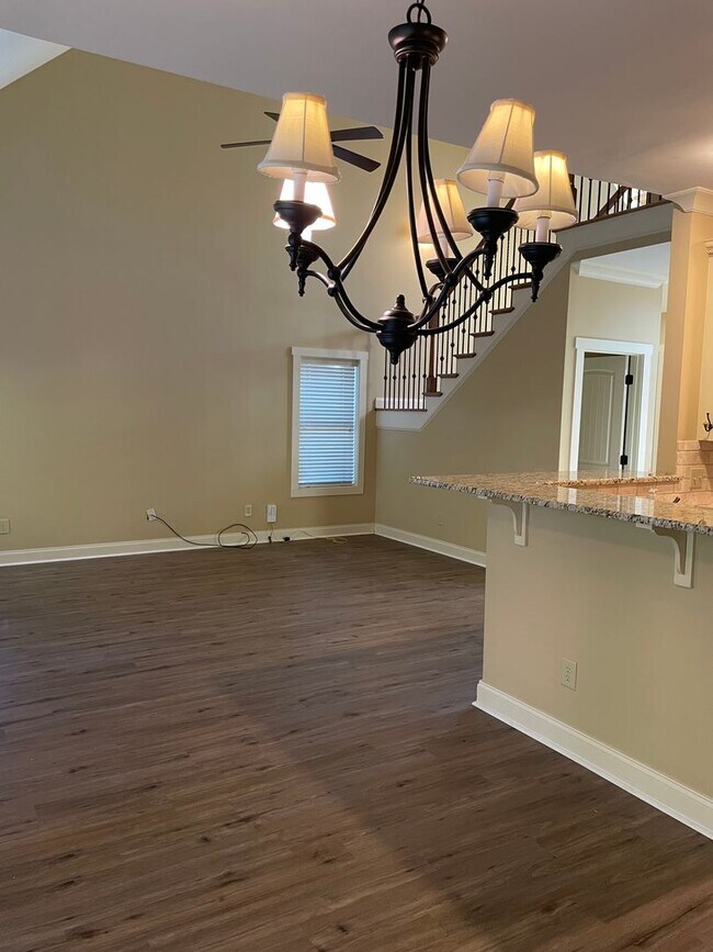 Photo - 352 Lightness Dr