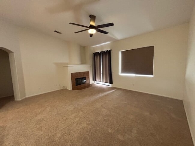 Photo - 2887 Wensley Ave