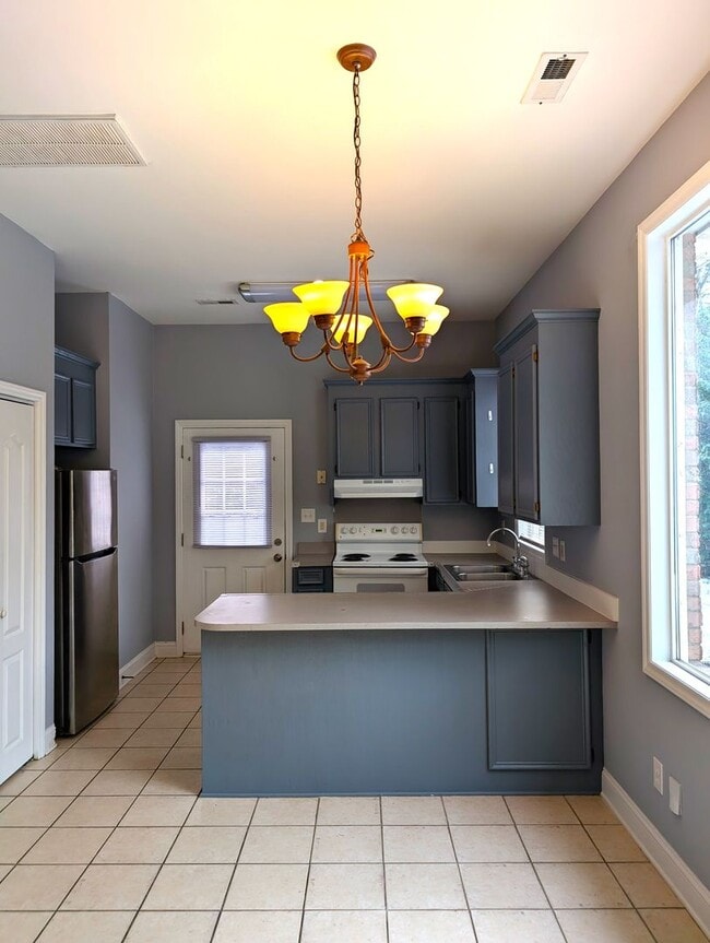 Photo - Downtown Cornelius! Minutes from Lake Norman! NEW HVAC!  2 Bedroom, DUPLEX!