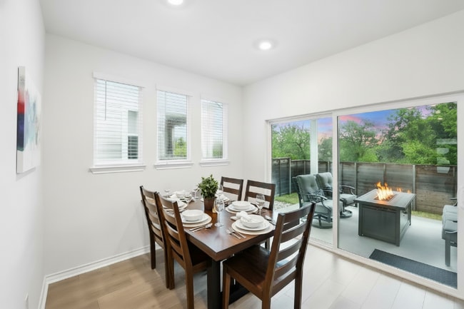 Photo - 4808 Plum Peach Bend