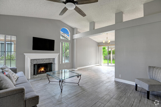 Building Photo - 40822 Schafer Pl Rental