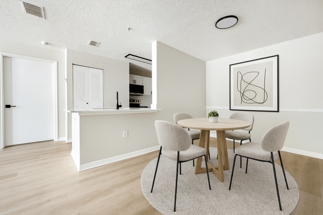 Photo - The Park at Valenza