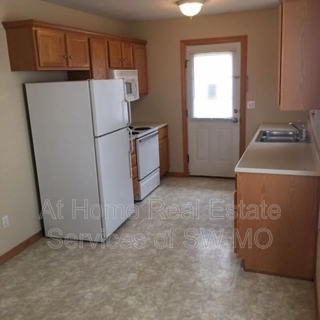 Photo - 3033 N Fremont Ave