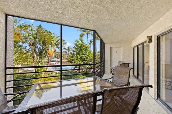 Building Photo - 5851 Camino Del Sol Unit 203