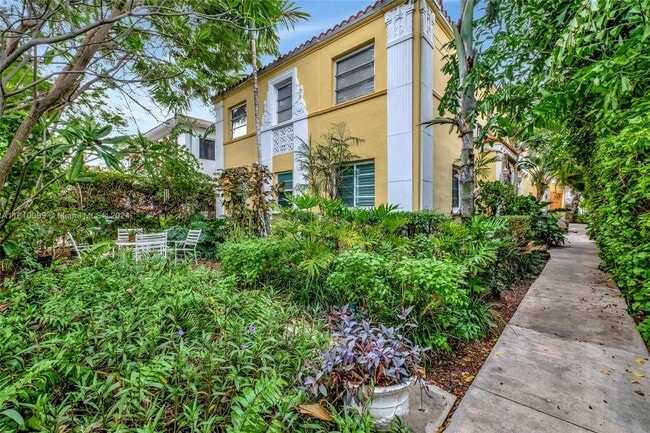 Photo - 846 Jefferson Ave Unidad 7