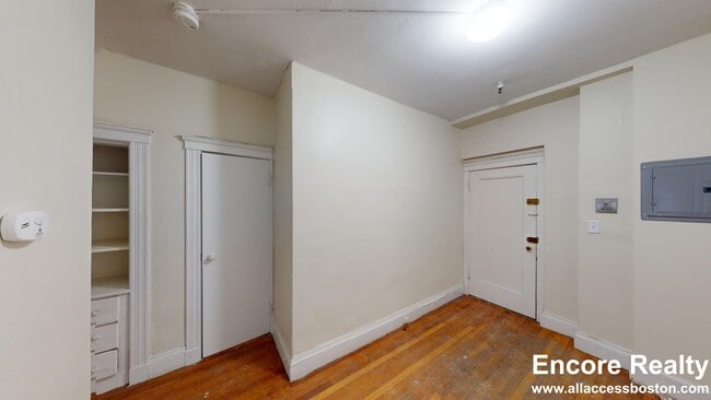 Photo - 116 Washington St Unit 4