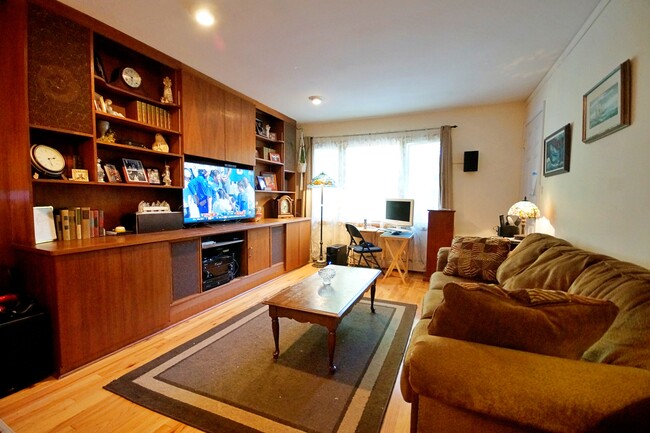 Photo - 943 Lafayette Ave Apartment Unit 1st