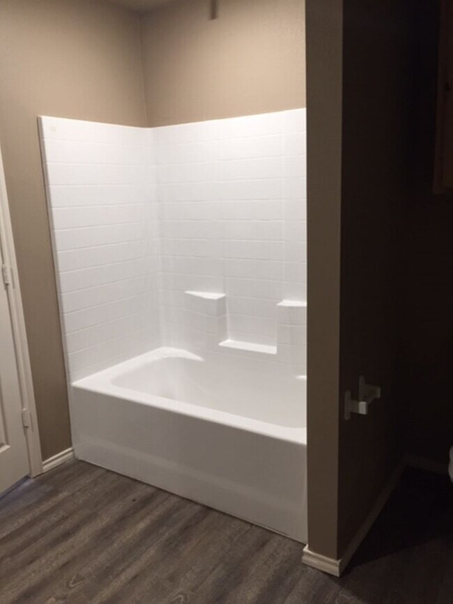 Photo - 520 46th St Unidad A