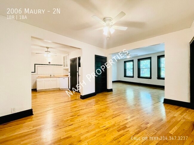 Building Photo - 2006 Maury-2N Unit 2N