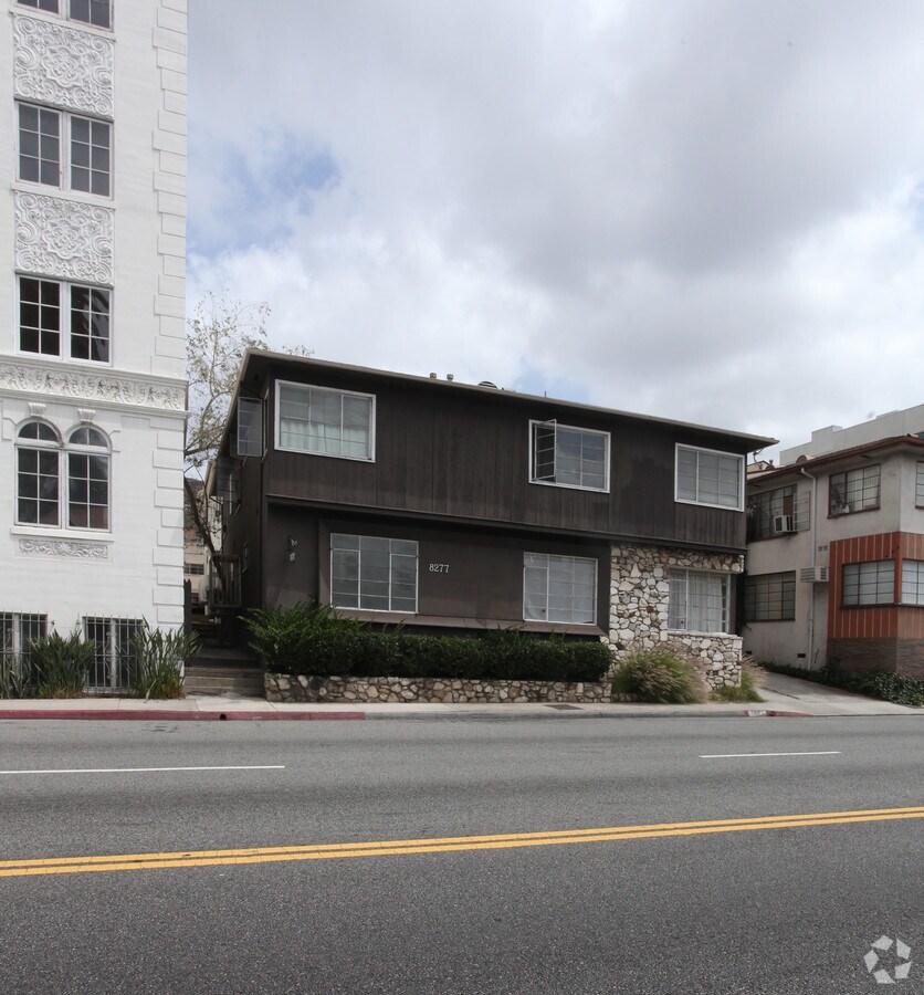 Photo - 8277 Fountain Ave