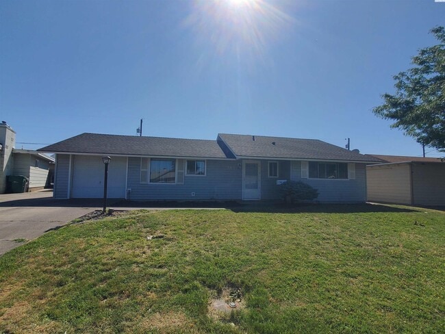 Photo - 305 S Mayfield St Casa