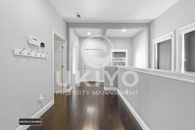 Photo - 1123 30th St