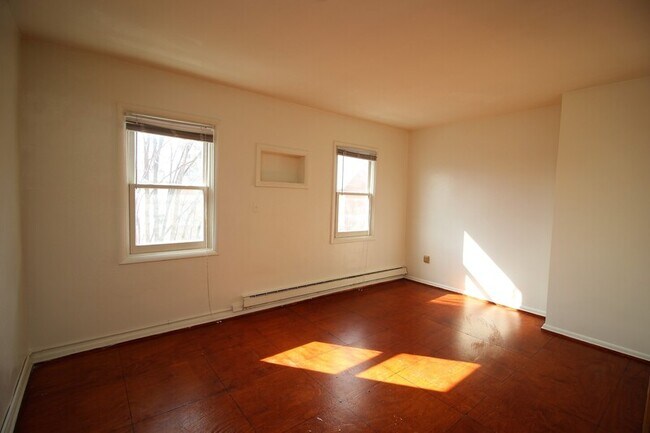 Photo - 212 E Biddle St Unit #3