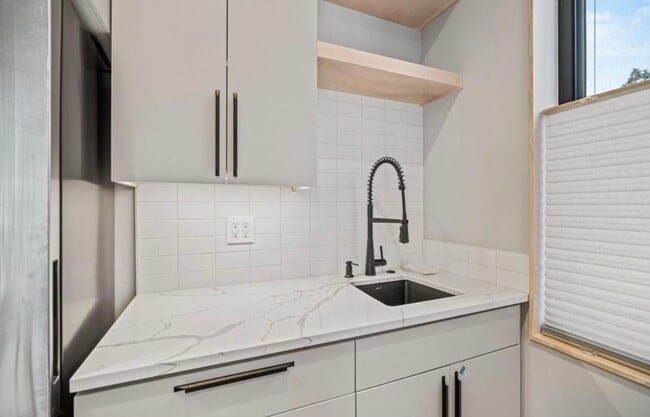 Photo - One bedroom apartment on Bend's SW side. E...