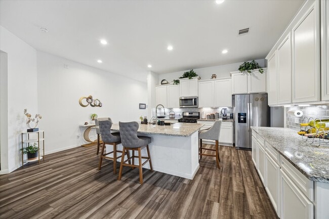 Photo - 910 Youth Water Rd